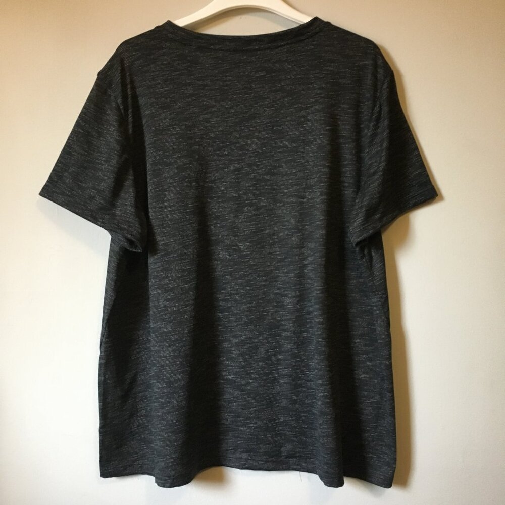 NWT Mondetta Performance Driven Athletic Tee XXL Dark Heathered Grey, White NEW - Picture 3 of 15